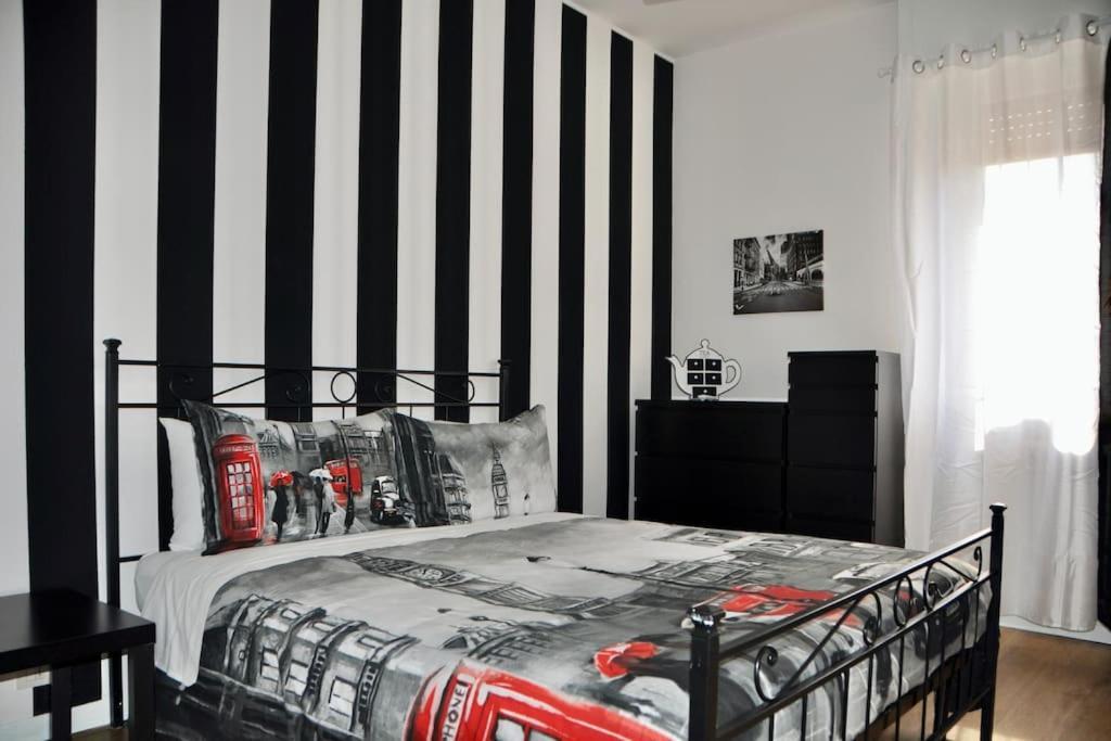M.Aurelio Black & White Milaan Buitenkant foto